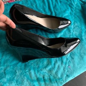 Cole Haan black patent wedges shoes size 8.5